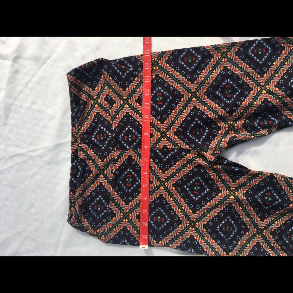 LuLaRoe Leggings - Picture 5 of 8